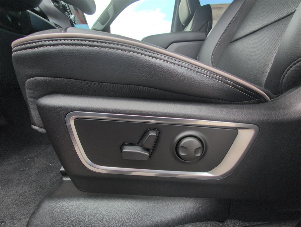 new 2025 Ram 1500 car, priced at $62,171