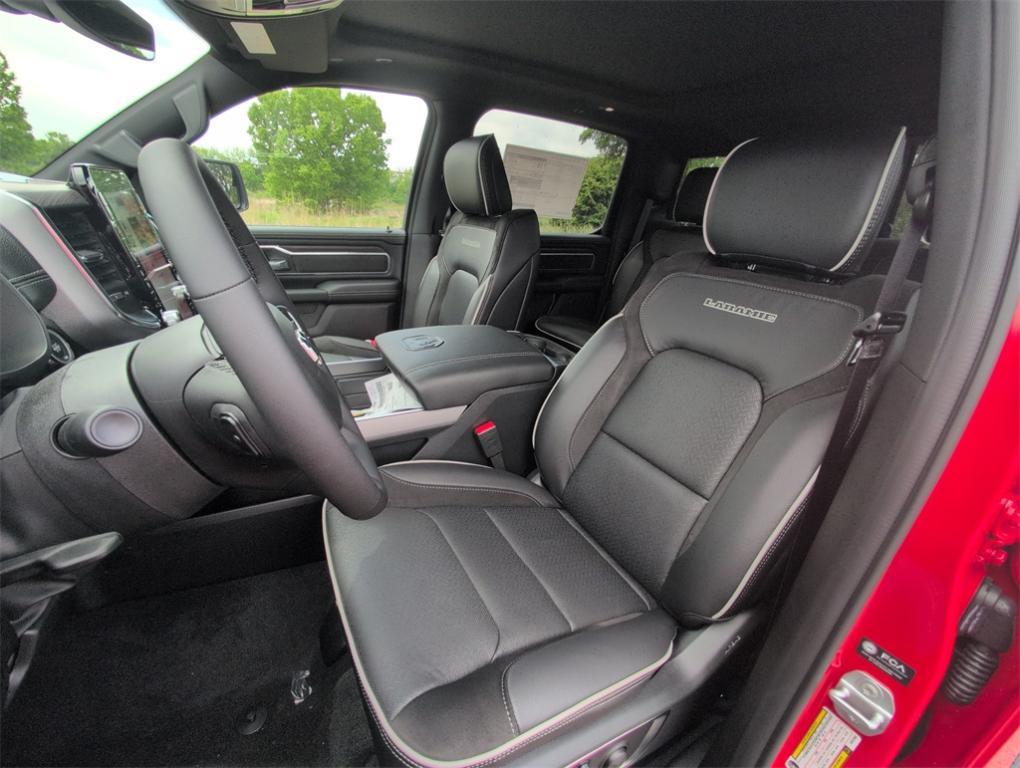 new 2025 Ram 1500 car, priced at $62,171