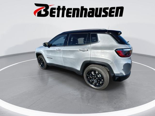 new 2024 Jeep Compass car, priced at $26,400