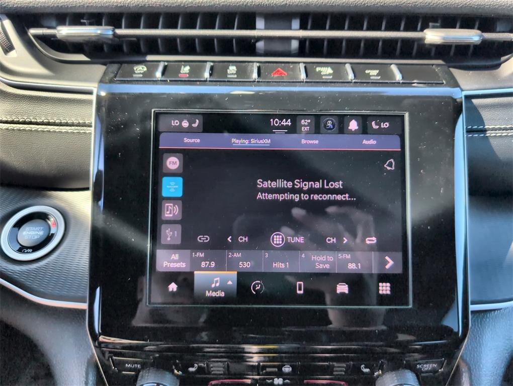 new 2025 Jeep Grand Cherokee car, priced at $44,072