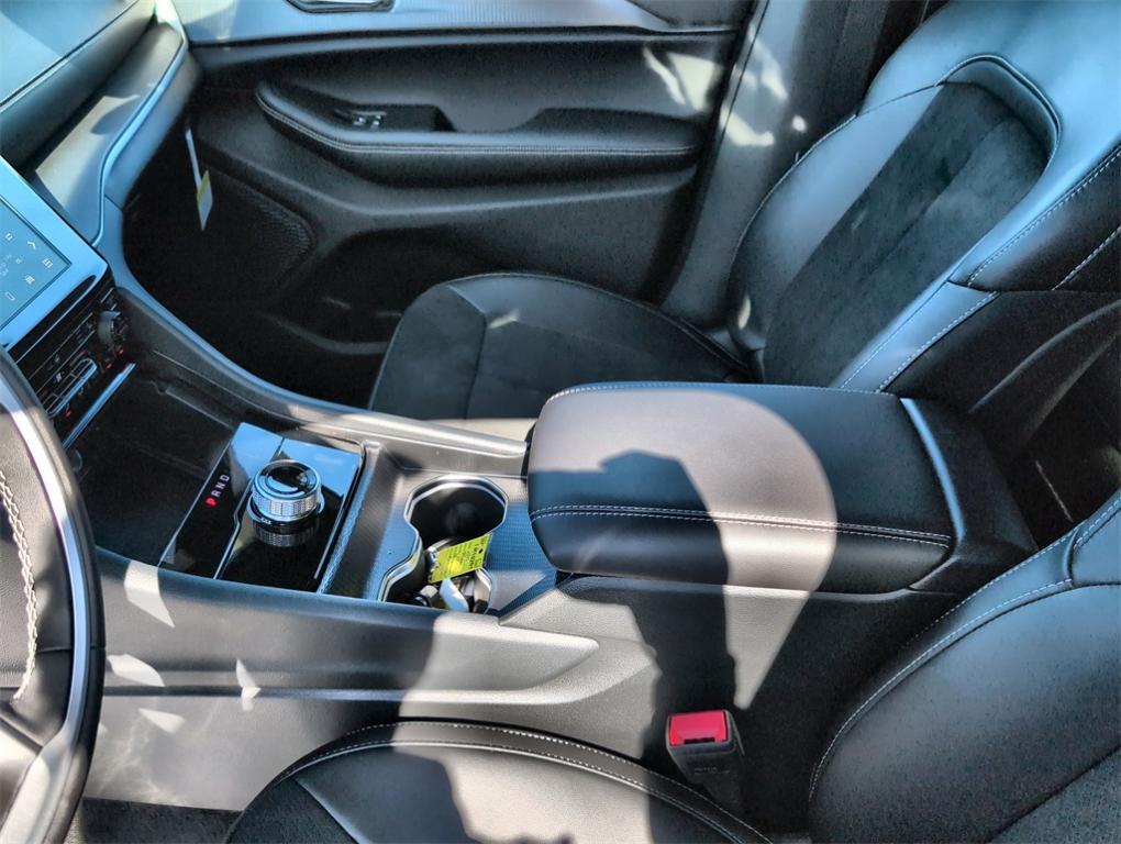 new 2025 Jeep Grand Cherokee car, priced at $44,072