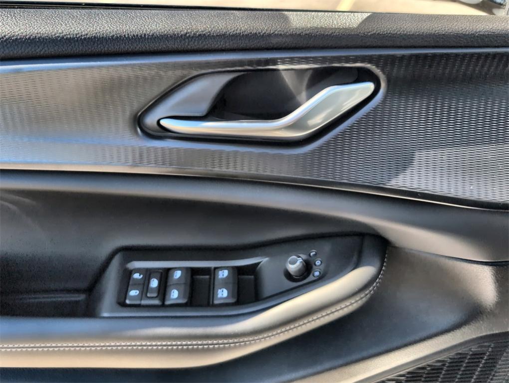 new 2025 Jeep Grand Cherokee car, priced at $44,072