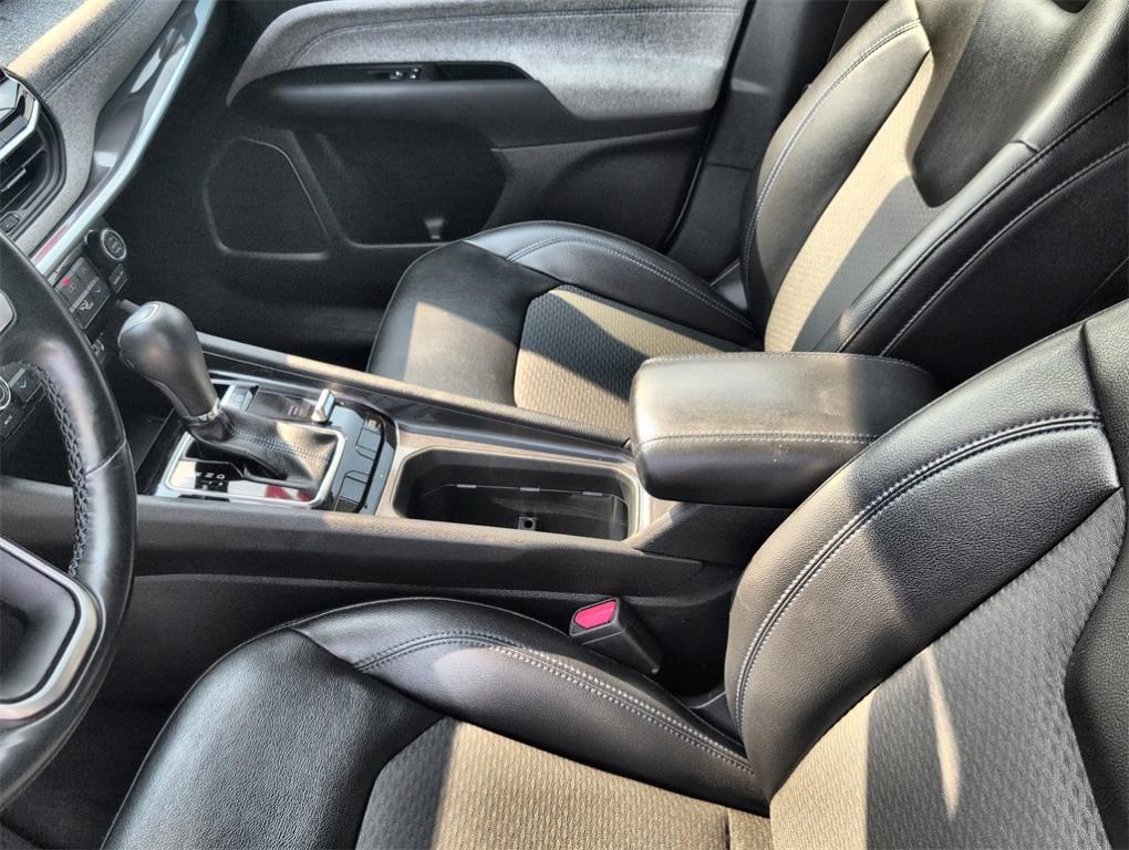 used 2022 Jeep Compass car, priced at $17,500