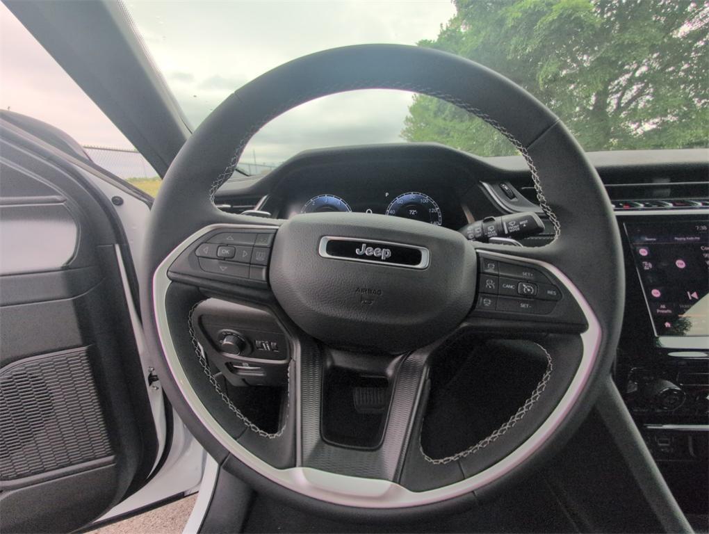 new 2025 Jeep Grand Cherokee L car, priced at $37,930