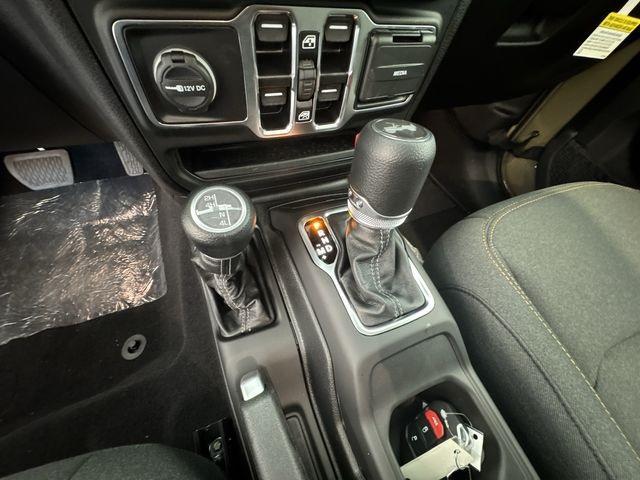 new 2025 Jeep Wrangler car, priced at $41,234