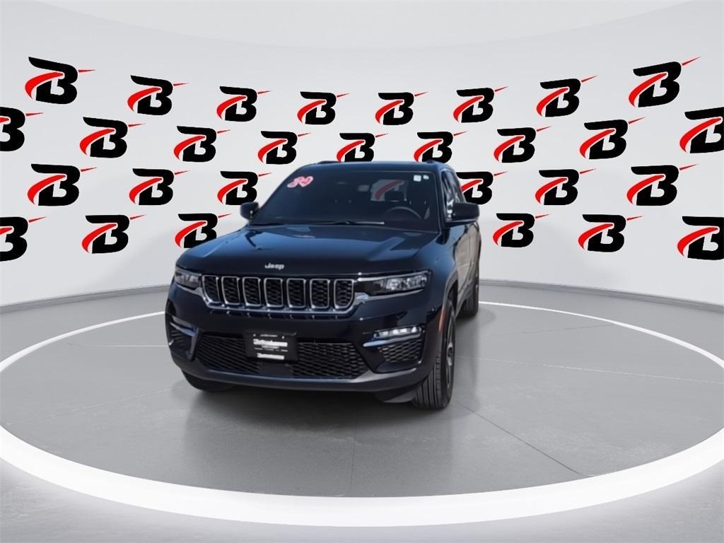 used 2024 Jeep Grand Cherokee car, priced at $38,500
