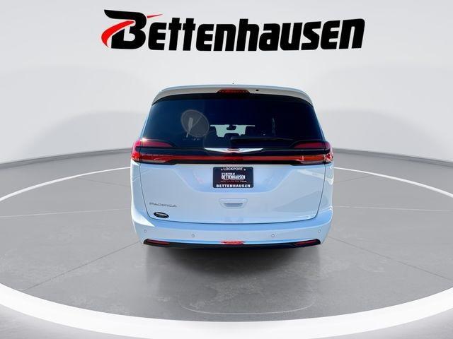 new 2025 Chrysler Pacifica car, priced at $41,783