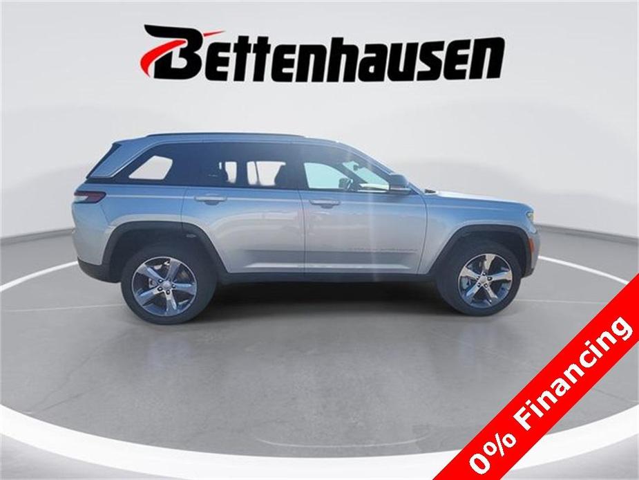 new 2024 Jeep Grand Cherokee car, priced at $44,435