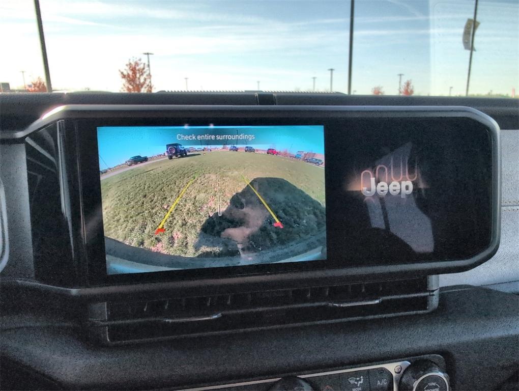 new 2026 Jeep Wrangler car, priced at $47,927