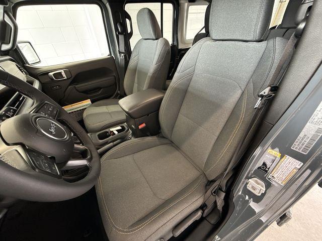 new 2025 Jeep Wrangler car, priced at $50,424