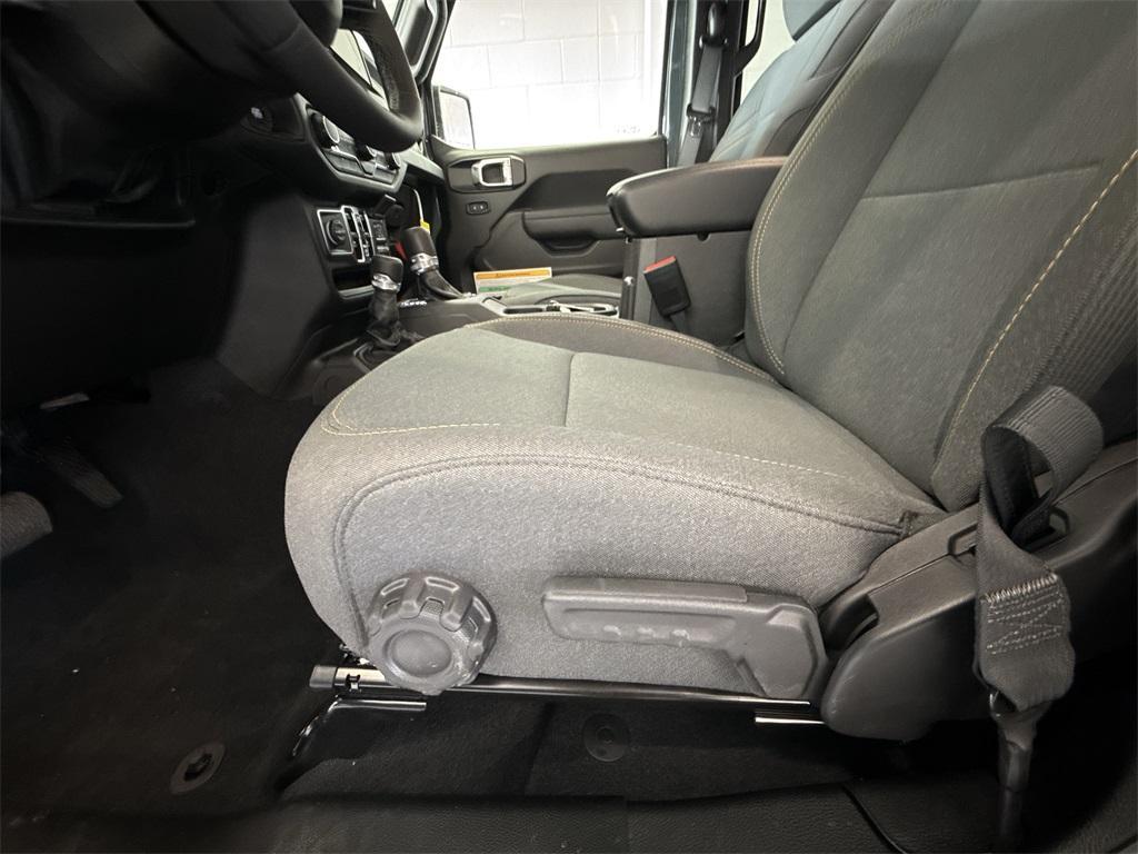new 2025 Jeep Wrangler car, priced at $49,140