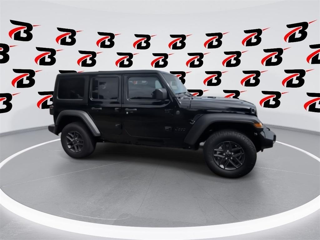 new 2025 Jeep Wrangler car, priced at $44,258