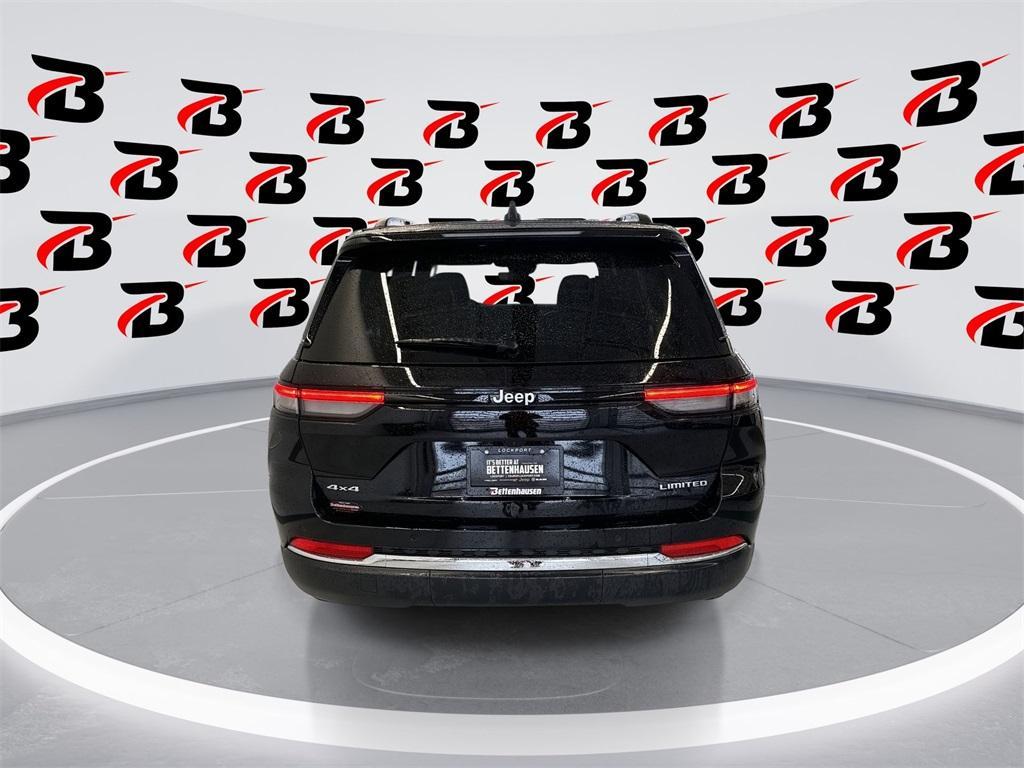 new 2025 Jeep Grand Cherokee car, priced at $43,560