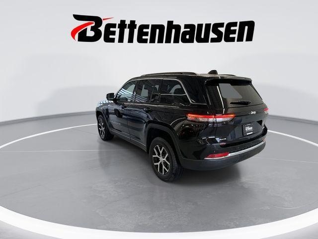 new 2025 Jeep Grand Cherokee car, priced at $42,310