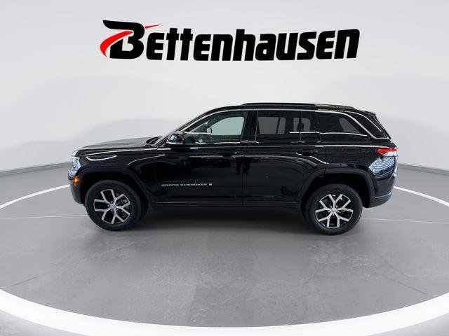 new 2025 Jeep Grand Cherokee car, priced at $42,310
