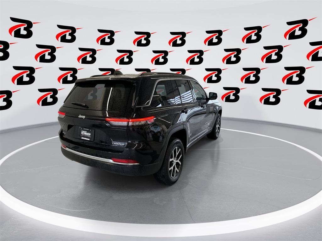new 2025 Jeep Grand Cherokee car, priced at $43,560