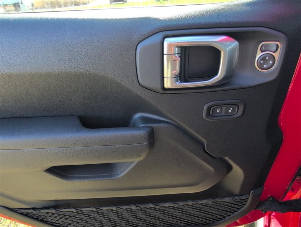 new 2026 Jeep Wrangler car, priced at $47,038