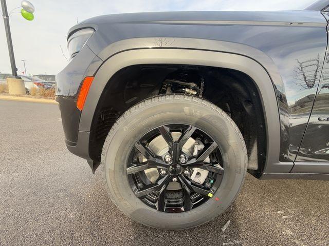 new 2025 Jeep Grand Cherokee L car, priced at $45,528