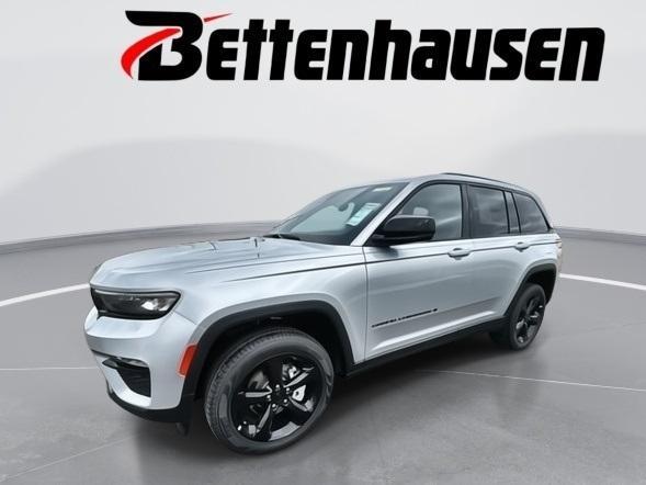 new 2024 Jeep Grand Cherokee car, priced at $41,525