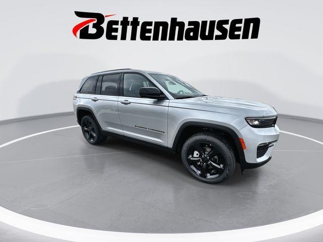 new 2024 Jeep Grand Cherokee car, priced at $41,525