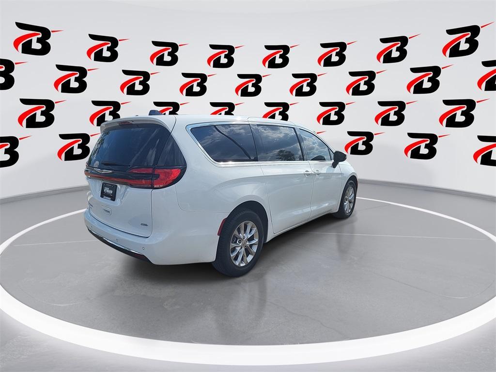 used 2023 Chrysler Pacifica car, priced at $30,500