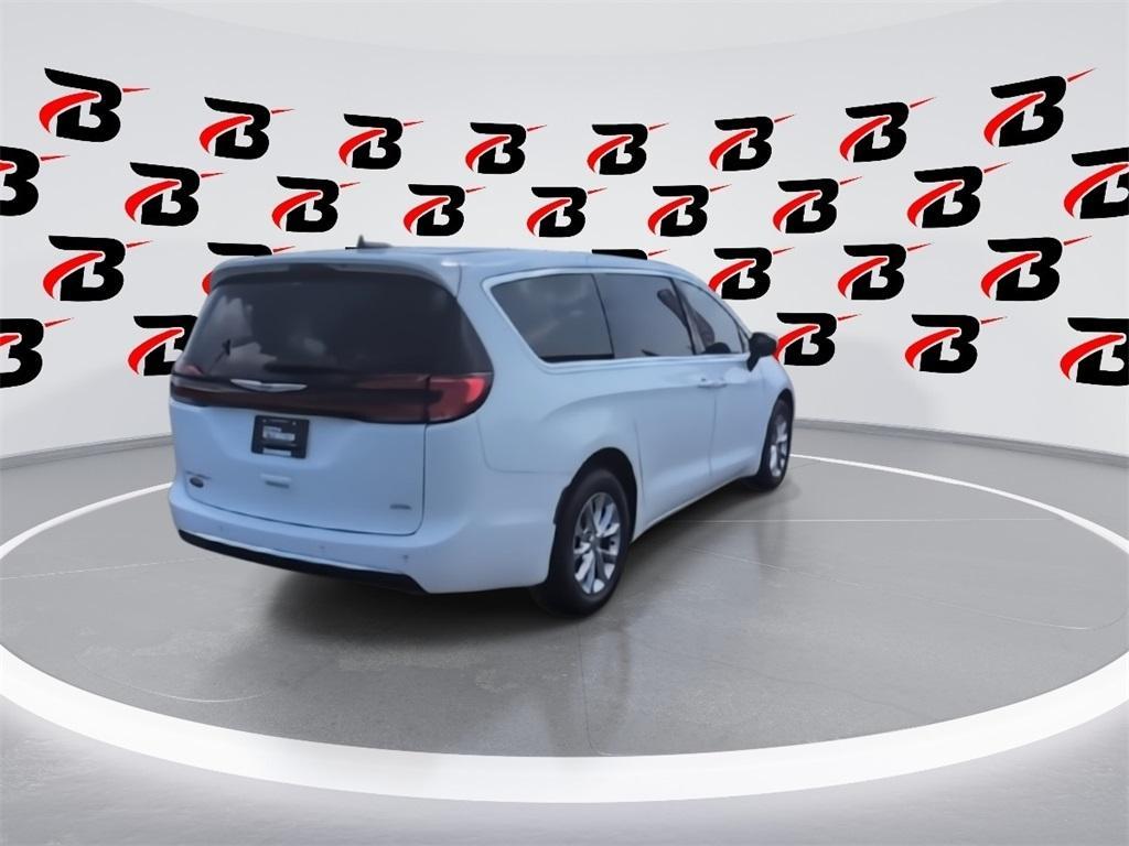 used 2023 Chrysler Pacifica car, priced at $29,250
