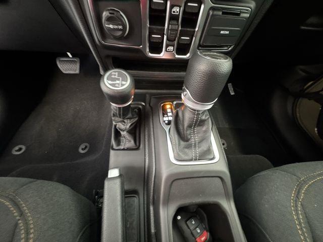 new 2025 Jeep Gladiator car, priced at $41,900