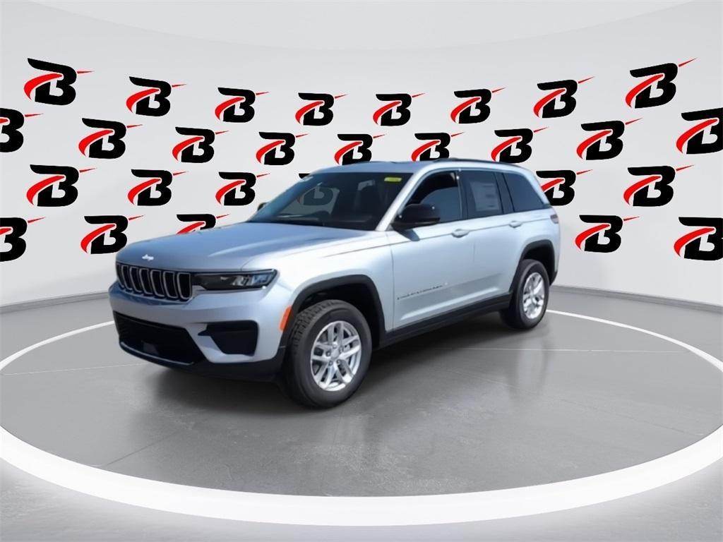 new 2025 Jeep Grand Cherokee car, priced at $35,016