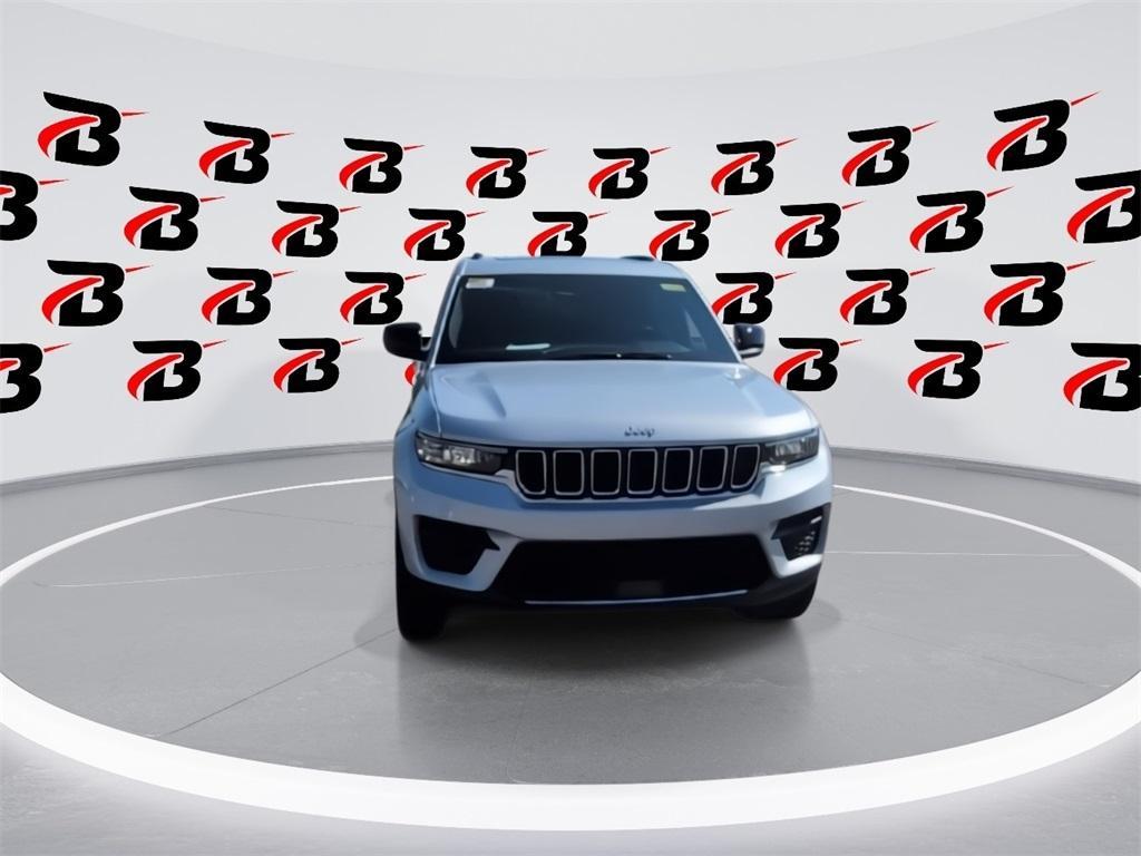 new 2025 Jeep Grand Cherokee car, priced at $35,016