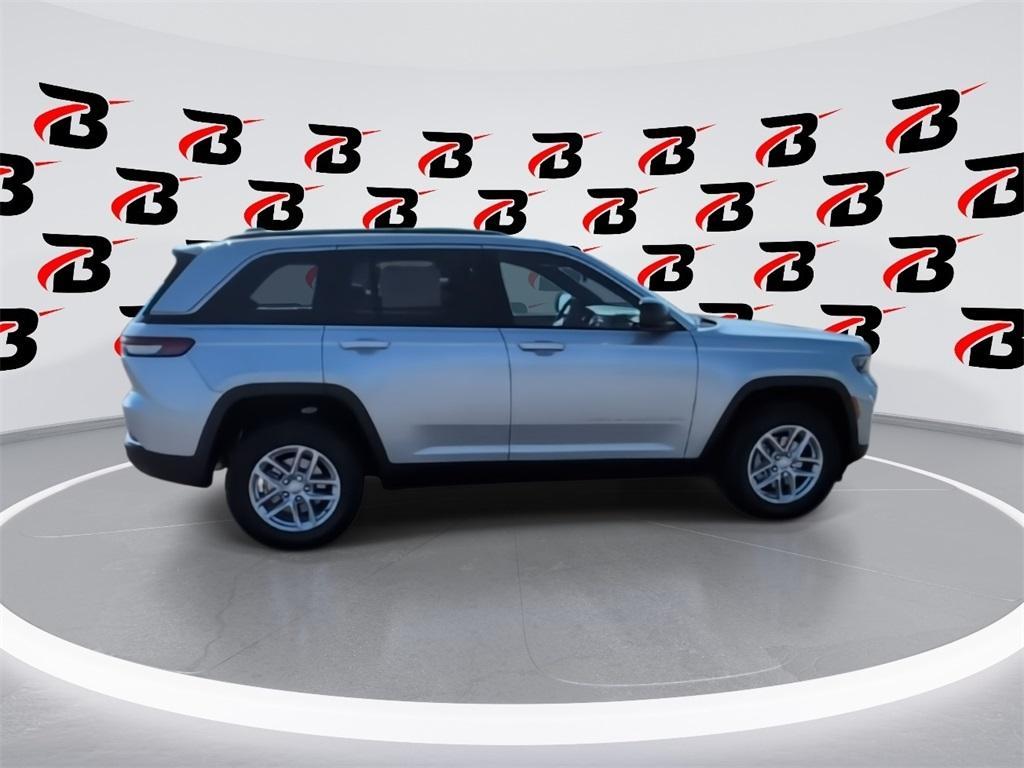 new 2025 Jeep Grand Cherokee car, priced at $35,016