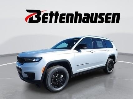 new 2024 Jeep Grand Cherokee L car, priced at $39,919