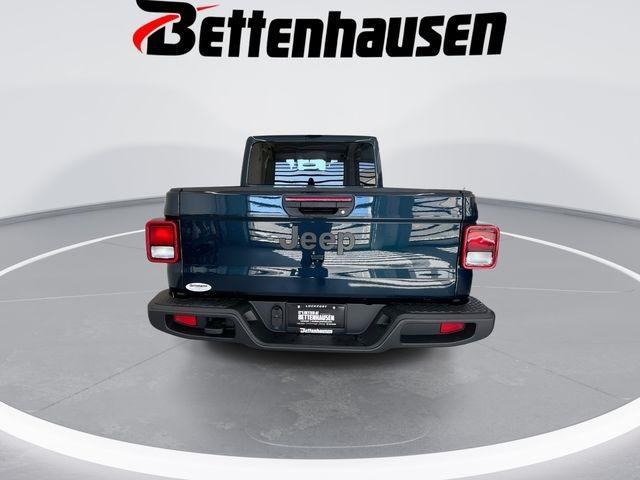 new 2025 Jeep Gladiator car, priced at $41,900