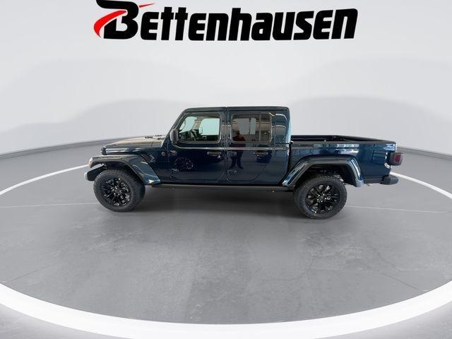 new 2025 Jeep Gladiator car, priced at $41,900