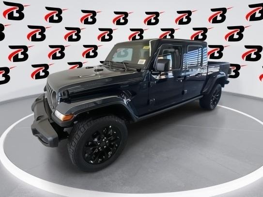 new 2025 Jeep Gladiator car, priced at $41,900