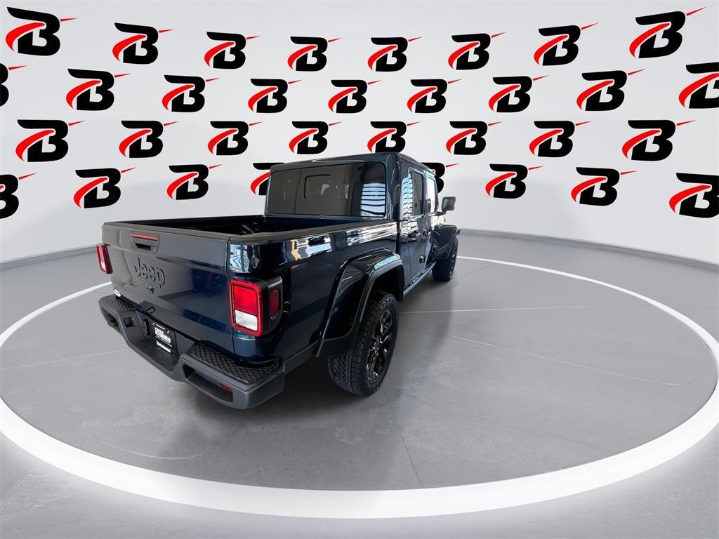 new 2025 Jeep Gladiator car, priced at $41,900