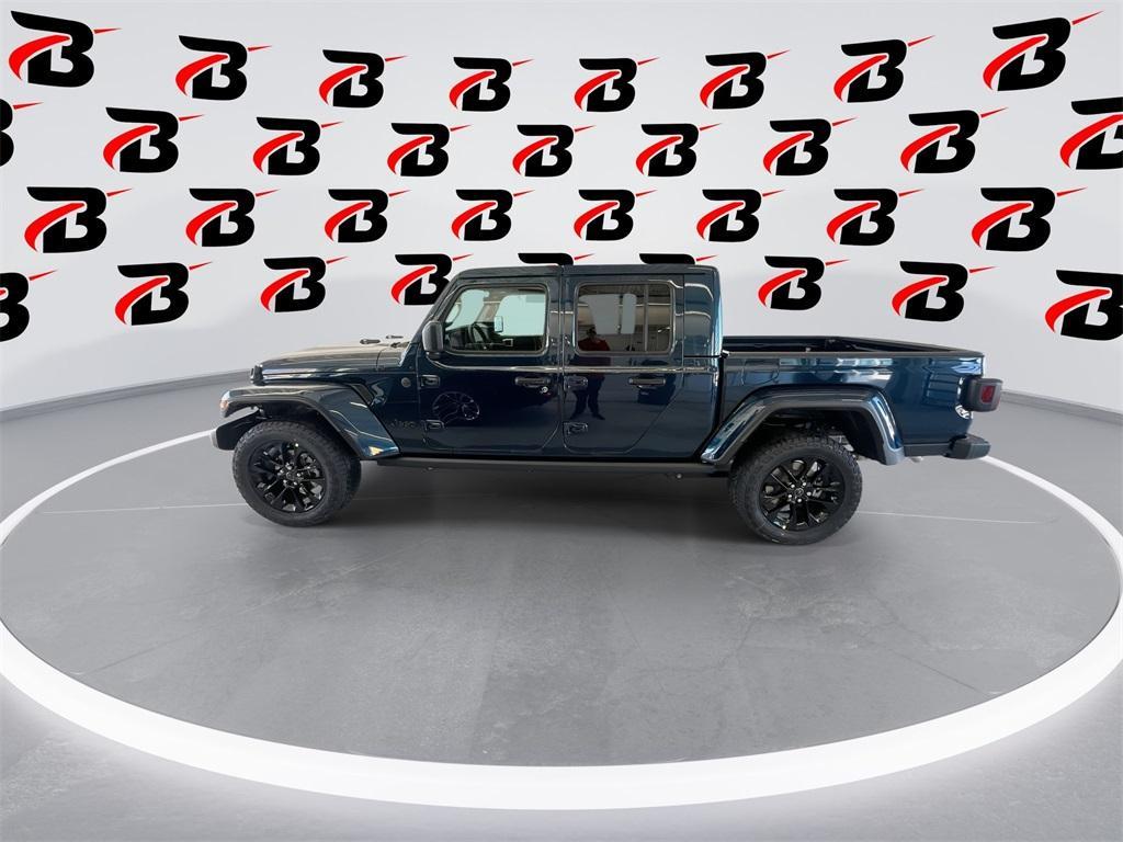 new 2025 Jeep Gladiator car, priced at $41,900
