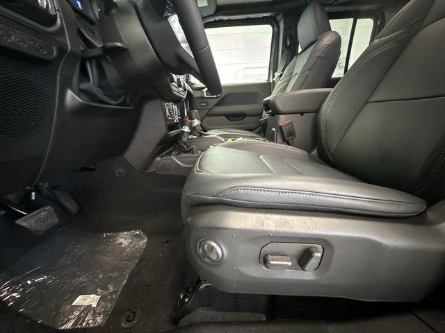 new 2025 Jeep Wrangler car, priced at $54,210