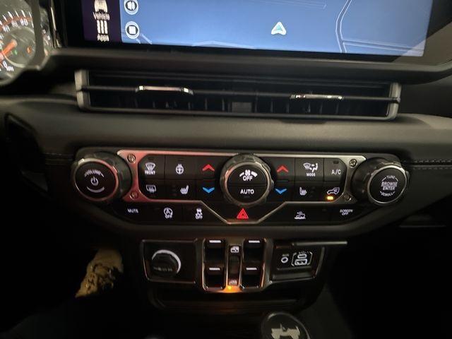 new 2025 Jeep Wrangler car, priced at $54,210