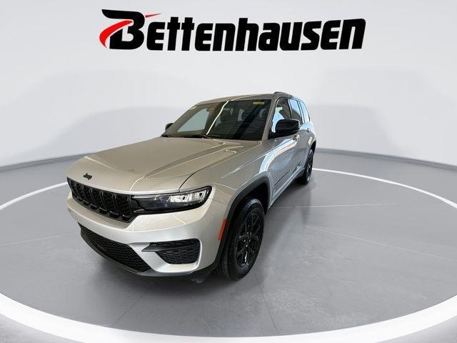 new 2025 Jeep Grand Cherokee car, priced at $39,730