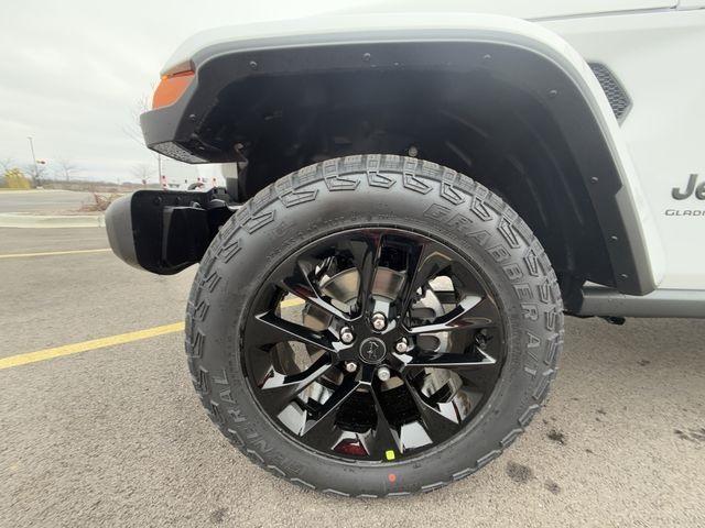 new 2025 Jeep Gladiator car, priced at $41,412