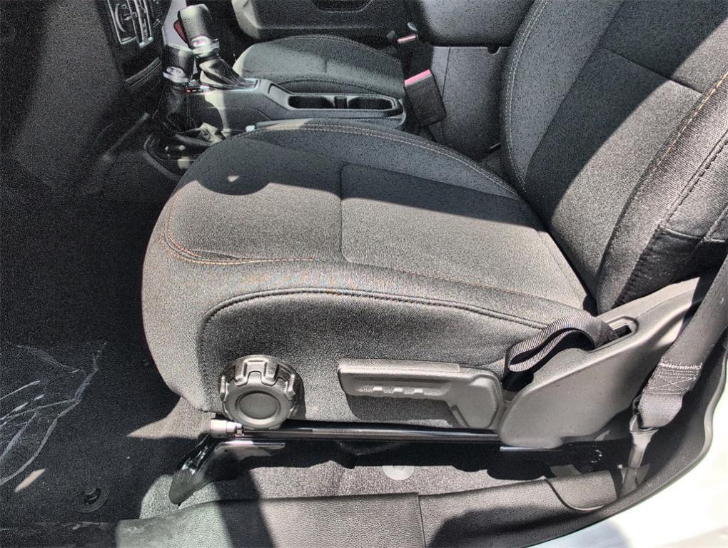 new 2025 Jeep Wrangler car, priced at $37,594