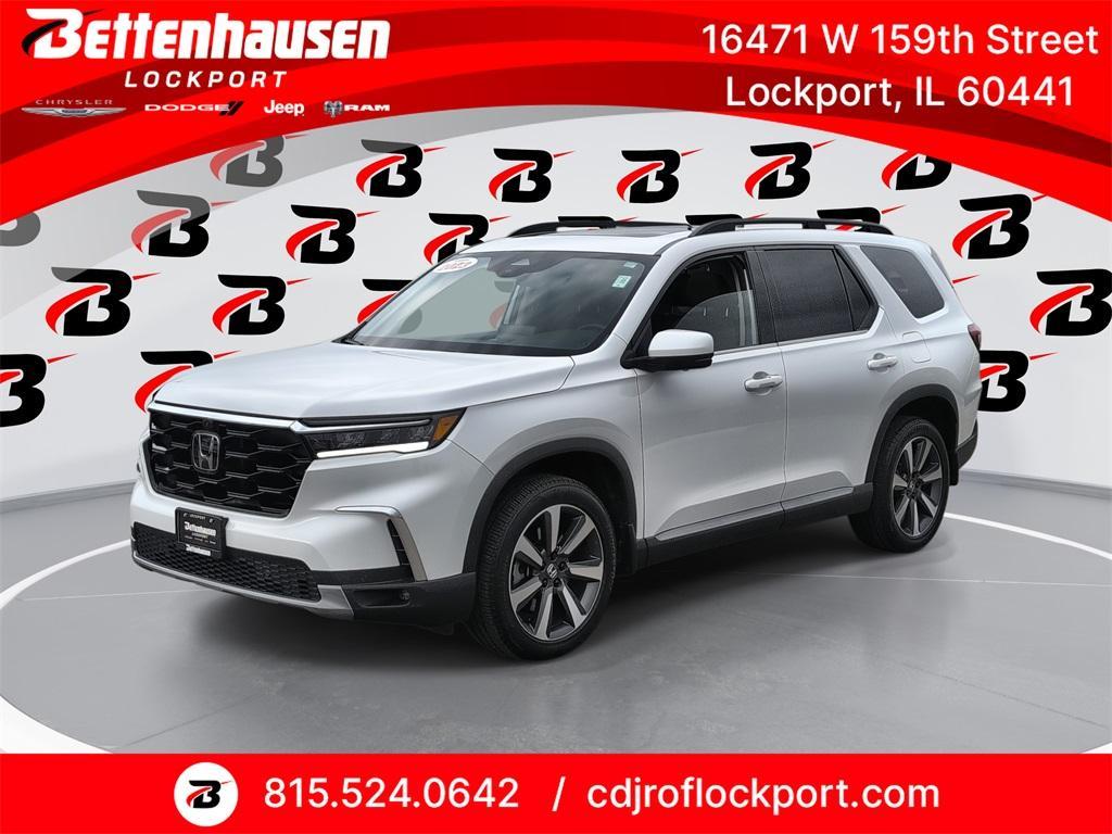 used 2023 Honda Pilot car, priced at $44,900