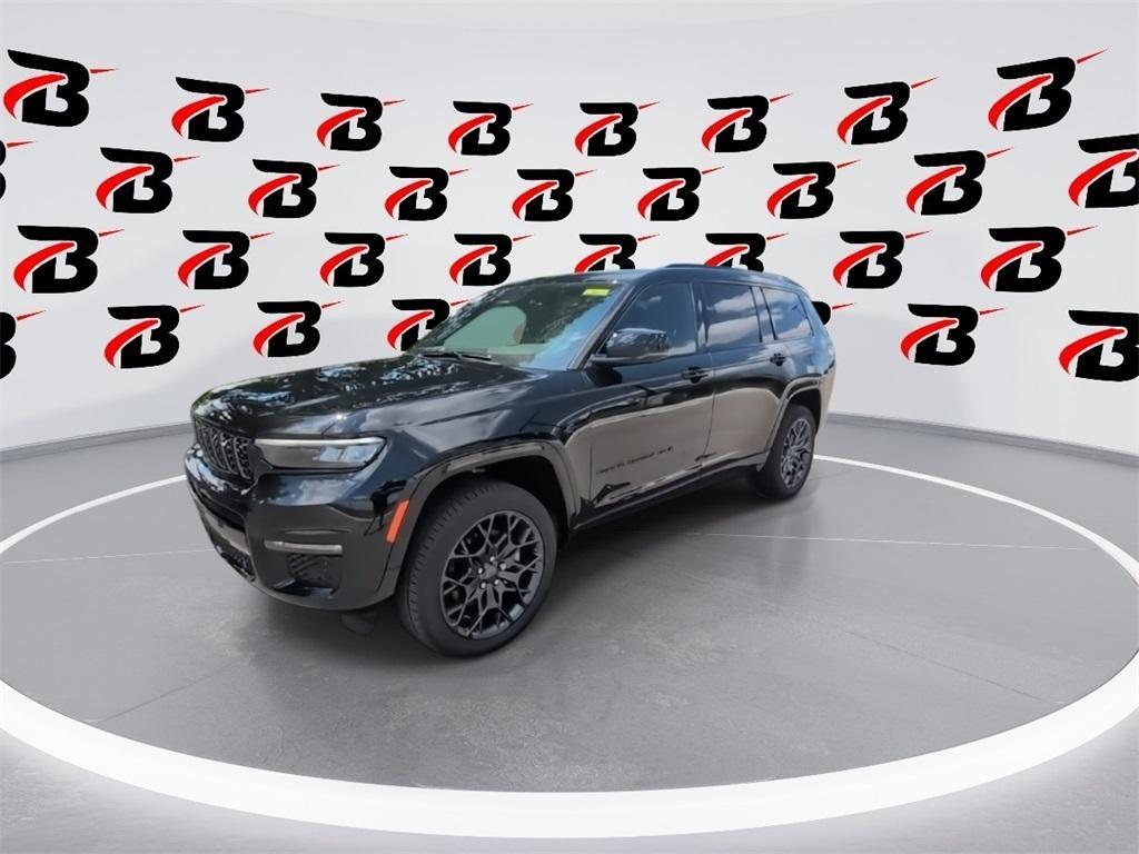 new 2025 Jeep Grand Cherokee L car, priced at $56,257
