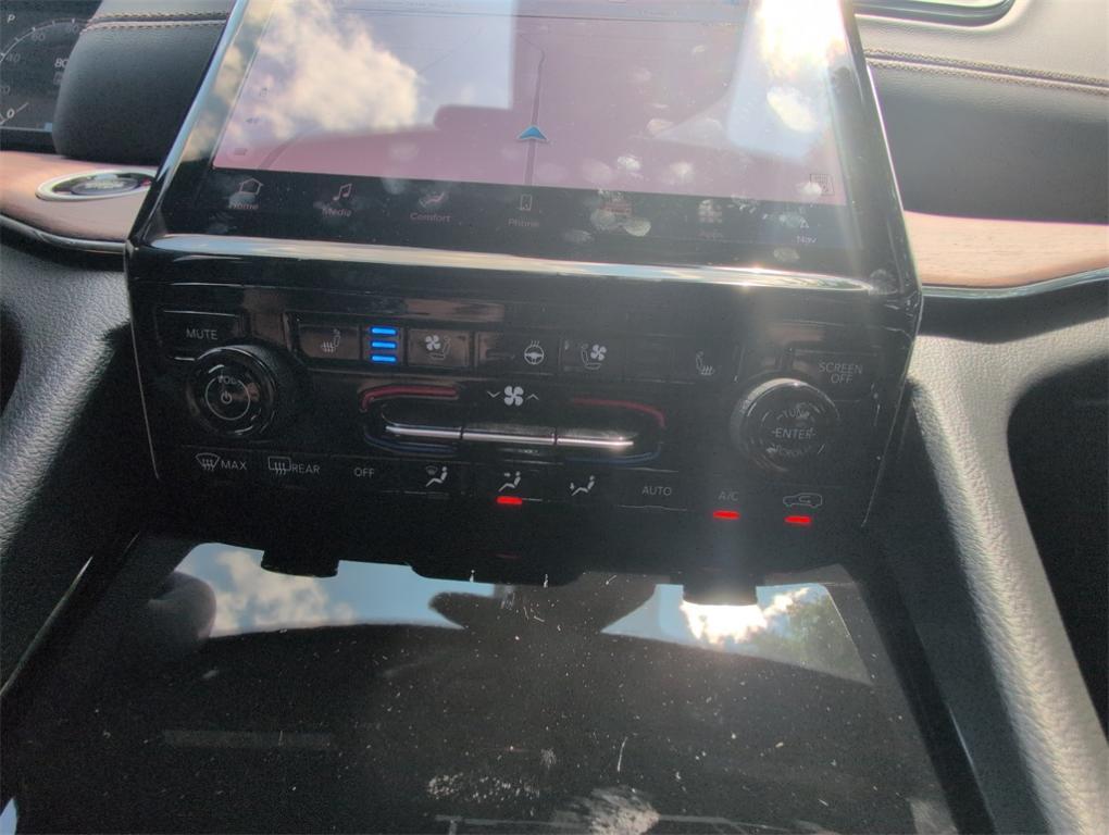 new 2025 Jeep Grand Cherokee L car, priced at $56,257