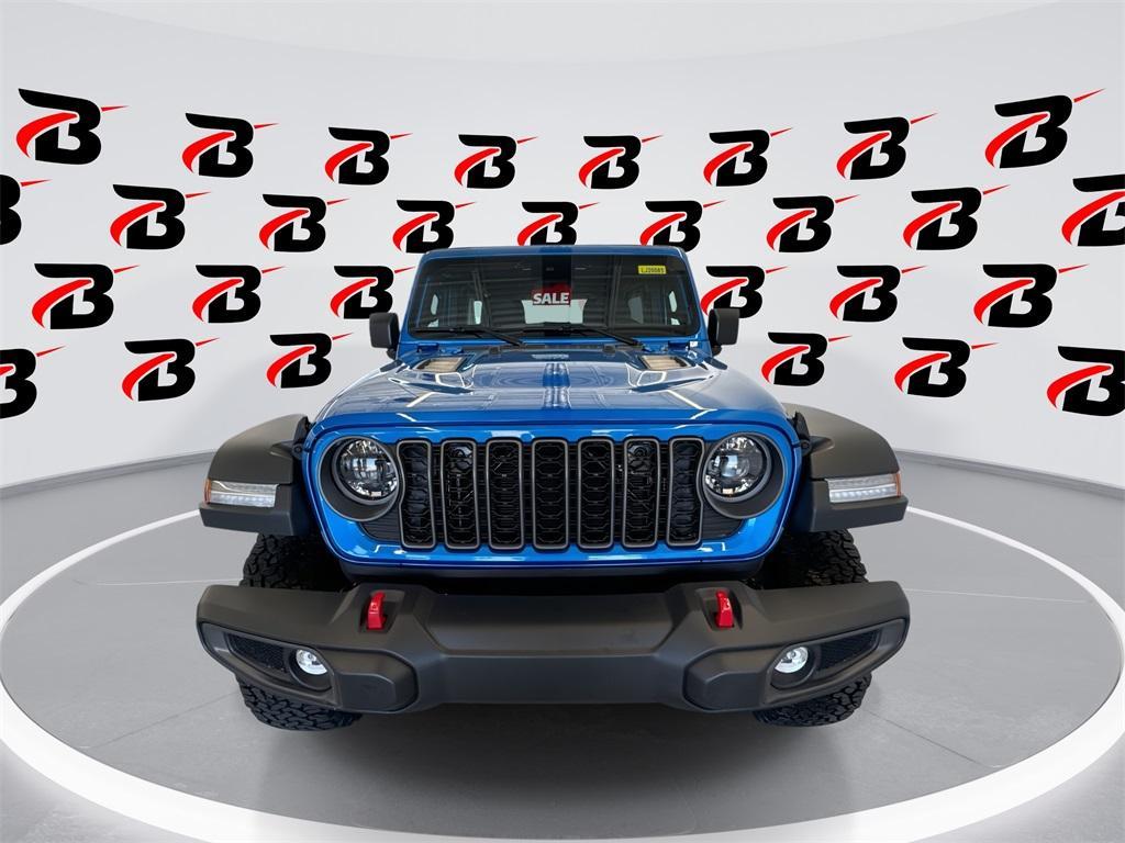 new 2025 Jeep Wrangler car, priced at $57,430
