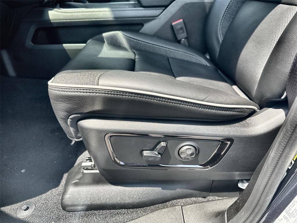 new 2026 Ram 1500 car, priced at $76,987