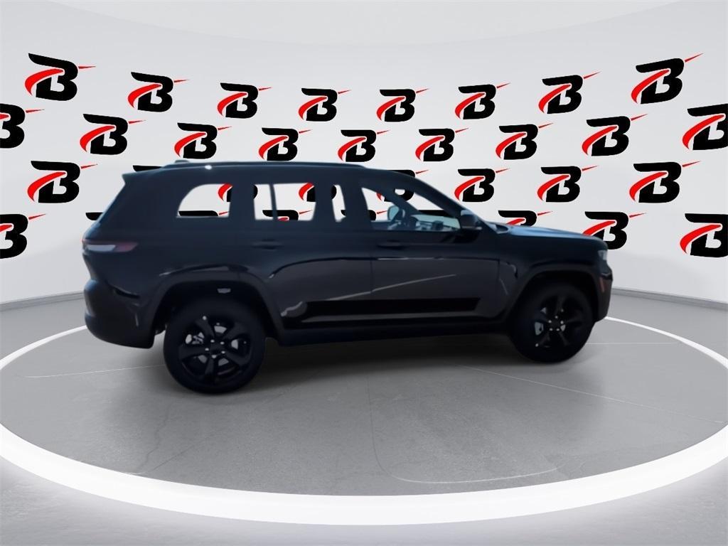 new 2025 Jeep Grand Cherokee car, priced at $48,524