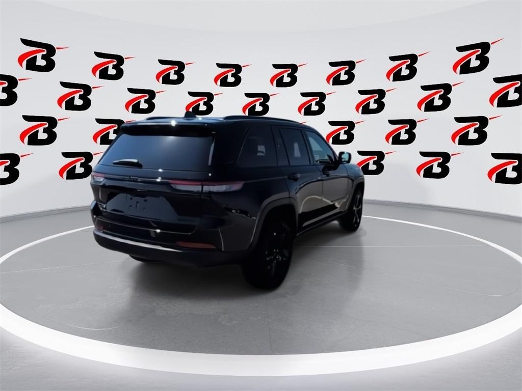new 2025 Jeep Grand Cherokee car, priced at $48,524