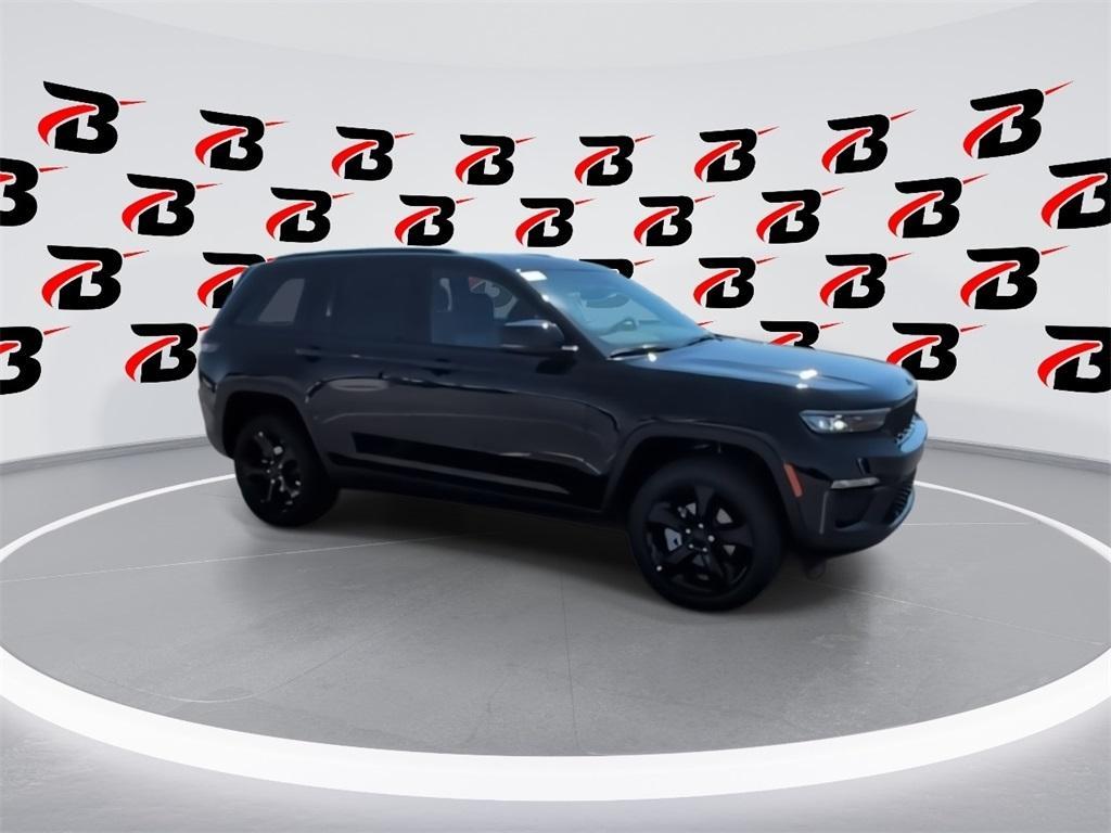 new 2025 Jeep Grand Cherokee car, priced at $48,524