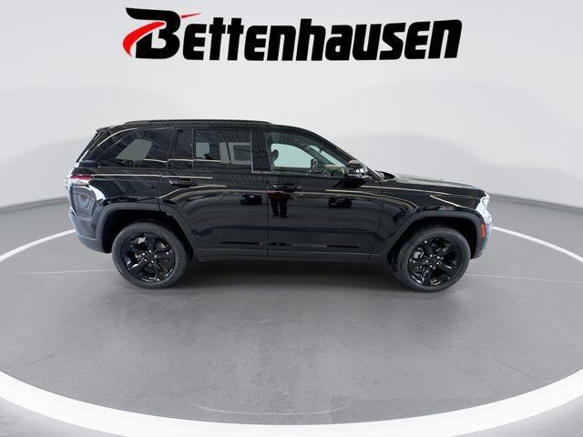 new 2025 Jeep Grand Cherokee car, priced at $46,730